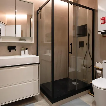 Luxury Flat 6 Guests Bastille